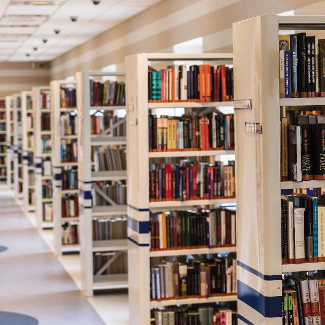 図書館・公共施設